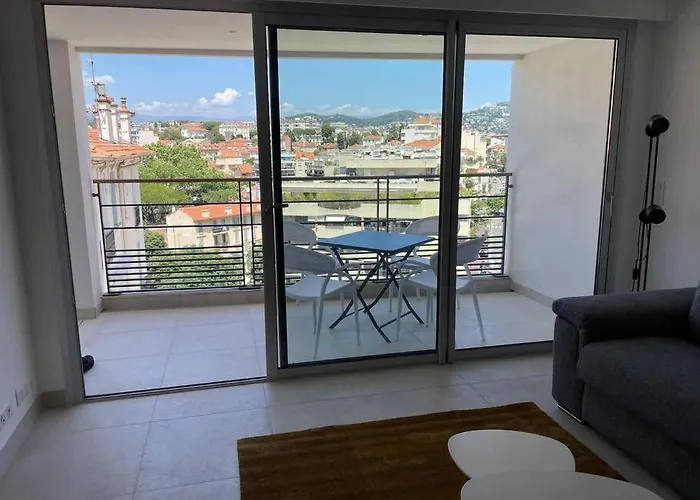 Paca -ec14- T2 - Daire Cannes